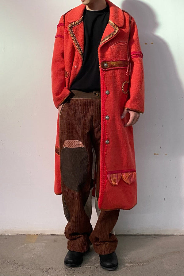 Communs with a multi-colored fashion jacket AW22-M201B